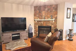 172 Beacon Hill Common, Beacon Falls, CT 06403 - Photo 5