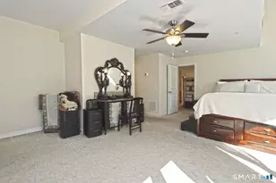 127 Harbour Close Close, New Haven, CT 06405 - Photo 33