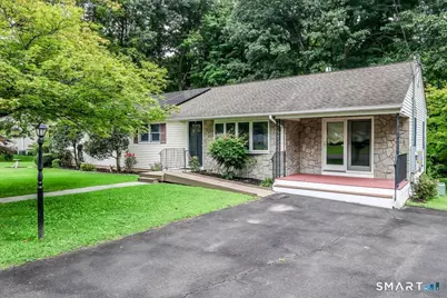 14 Ivy Lane, Danbury, CT 06811 - Photo 1