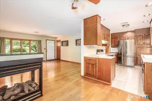 14 Ivy Ln, Danbury, CT 06811 - Photo 11