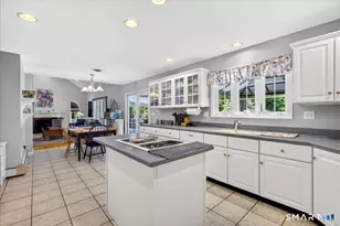 80 Autumn Ct, Cheshire, CT 06410 - Photo 7
