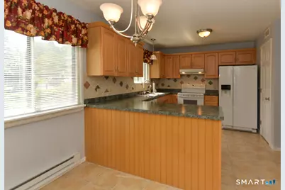 353 Heritage Village #B, Southbury, CT 06488 - Photo 5