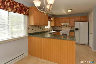 353 Heritage Vlg, Southbury, CT 06488 - Photo 5