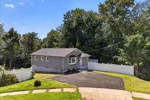 62 Pearson Ave, Milford, CT 06460 - Photo 1