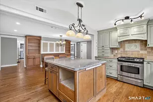 304 Davis St, Hamden, CT 06517 - Photo 13