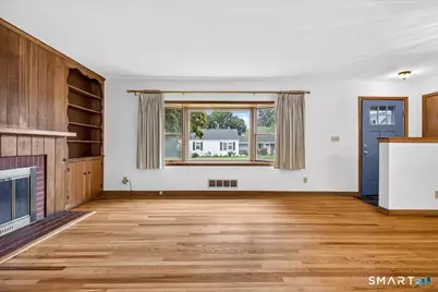 22 Robinwood Road, Hamden, CT 06517 - Photo 5
