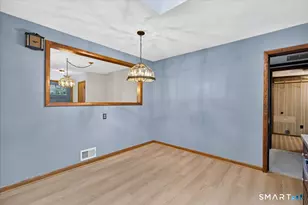 22 Robinwood Rd, Hamden, CT 06517 - Photo 13