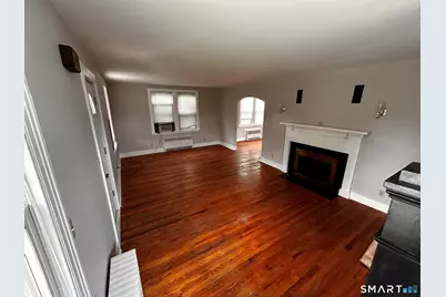 925 Meriden Road, Waterbury, CT 06705 - Photo 7