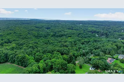 888 Racebrook Road, Orange, CT 06477 - Photo 31