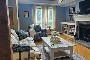 12 Smith St, East Haven, CT 06512 - Photo 3