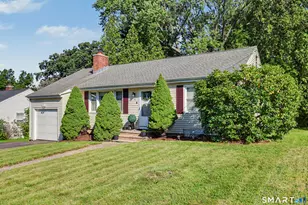 12 Hillview Ave, Hamden, CT 06514 - Photo 1