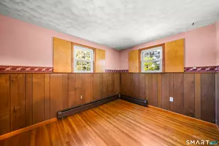 17 Queen St, Enfield, CT 06082 - Photo 15