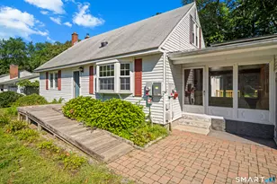 17 Queen St, Enfield, CT 06082 - Photo 3