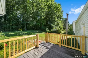 17 Queen St, Enfield, CT 06082 - Photo 27