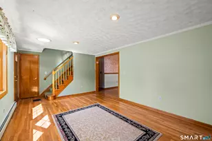 17 Queen St, Enfield, CT 06082 - Photo 7