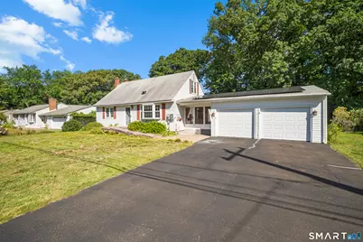 17 Queen Street, Enfield, CT 06082 - Photo 5