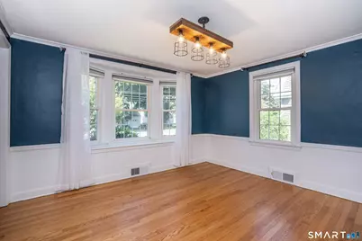 24 Colonial Street, West Hartford, CT 06110 - Photo 9