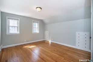 24 Colonial St, West Hartford, CT 06110 - Photo 19