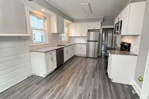 264 Broad St, Meriden, CT 06450 - Photo 9