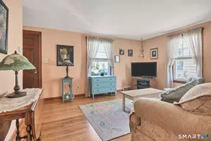 24 Russell St, Naugatuck, CT 06770 - Photo 5