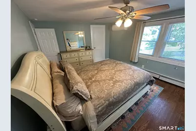 383 Fiske Avenue, Bridgeport, CT 06606 - Photo 17