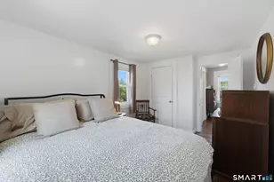383 Fiske Ave, Bridgeport, CT 06606 - Photo 17