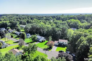 15 Butternut Dr, Bloomfield, CT 06002 - Photo 7