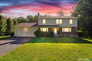 15 Butternut Dr, Bloomfield, CT 06002 - Photo 1