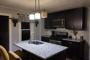 152 Grove St, Windsor Locks, CT 06096 - Photo 3