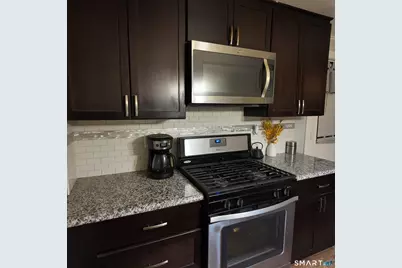152 Grove Street, Windsor Locks, CT 06096 - Photo 5