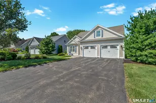 10 Crest View Dr, Middlefield, CT 06481 - Photo 37