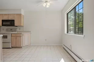 357 Foxwood Ln, Milford, CT 06461 - Photo 11