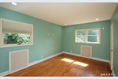 85 Center Street, Wolcott, CT 06716 - Photo 17
