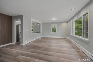 45 Mansfield Rd, New London, CT 06320 - Photo 17