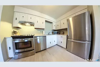 92 Sterling Village #92, Meriden, CT 06450 - Photo 5