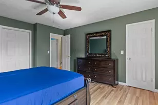124 Lakeside Dr, Bristol, CT 06010 - Photo 15