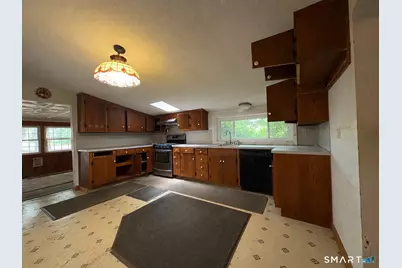 342 Mountain Road, Windsor, CT 06095 - Photo 5