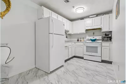 46 South Cherry Street #447, Wallingford, CT 06492 - Photo 3