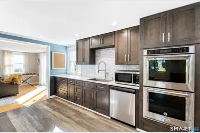 11 Trumbull Drive, Wallingford, CT 06492 - Photo 9