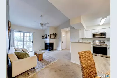 31 High Street #5307, East Hartford, CT 06118 - Photo 5