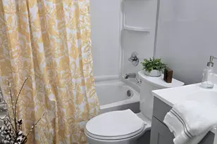 56 Washington Ave, East Hartford, CT 06118 - Photo 7