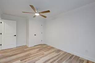 443 E Mitchell Ave, Cheshire, CT 06410 - Photo 15
