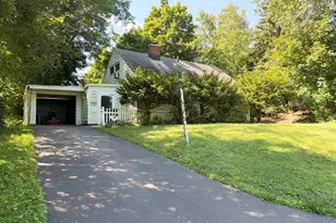 581 Palmetto Rd, Bridgeport, CT 06606 - Photo 1