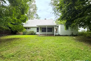 581 Palmetto Rd, Bridgeport, CT 06606 - Photo 13