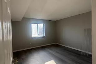 74 Main St, Windsor Locks, CT 06096 - Photo 7