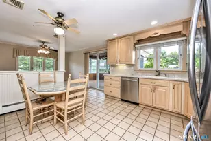 86 Honey Pot Rd, West Haven, CT 06516 - Photo 17