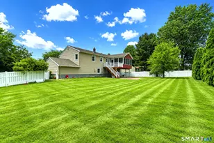 86 Honey Pot Rd, West Haven, CT 06516 - Photo 3