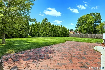 86 Honey Pot Road, West Haven, CT 06516 - Photo 5