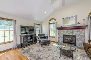 16 Sugar Hill Rd, North Haven, CT 06473 - Photo 9