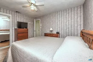 519 Ferry Rd, Orange, CT 06477 - Photo 17